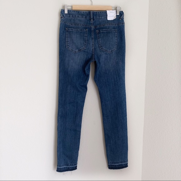 Francesca’s Harper Mid Rise Skinny Jeans - Picture 4 of 7